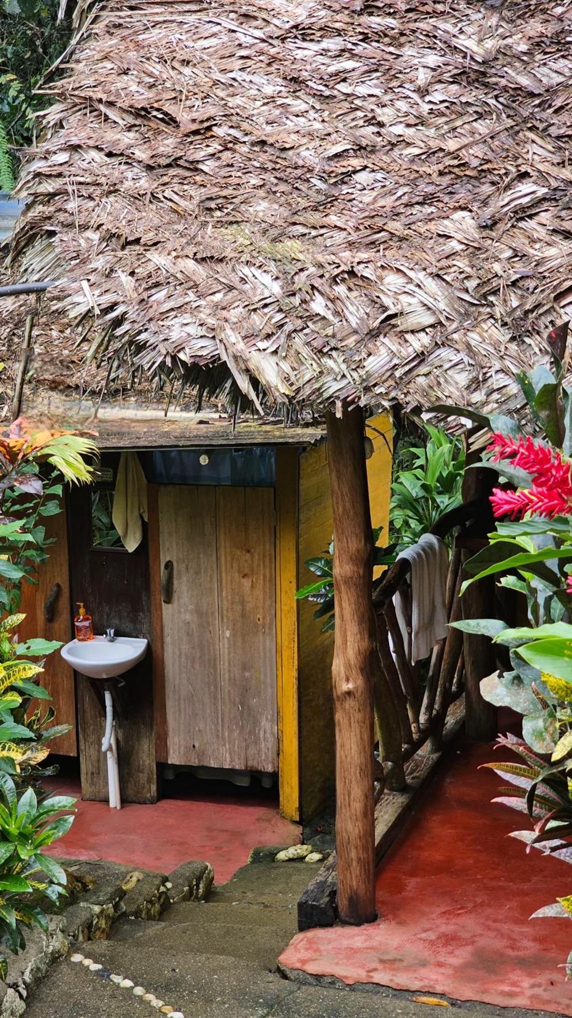 El Hotelito Perdido Izabal Luaran gambar